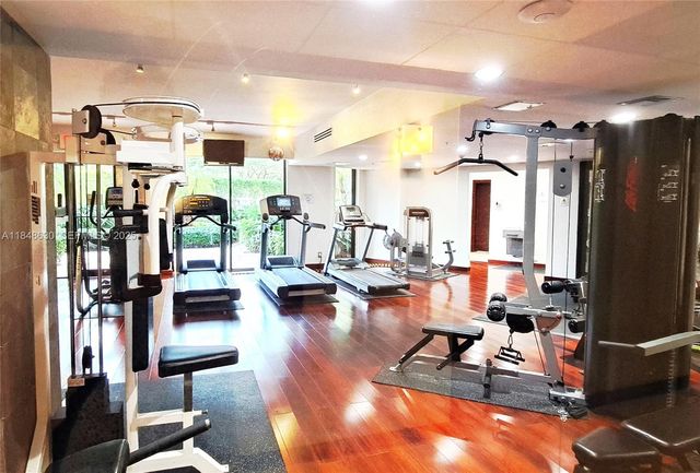 3300 NE 191 Street 1207, Aventura, FL 33180