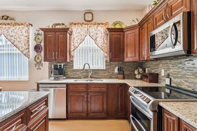 9955 MEDALLION BLUFF LANE, Orlando, FL 32829