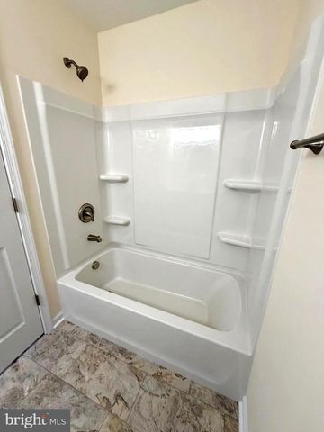 248 AMERICAN DR, Ruther Glen, VA 22546
