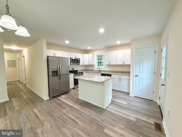 248 AMERICAN DR, Ruther Glen, VA 22546