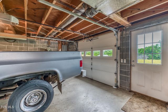 2390 Highway 107, Chuckey, TN 37641