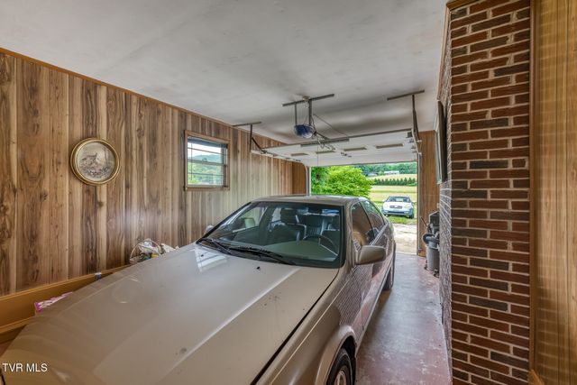 2390 Highway 107, Chuckey, TN 37641