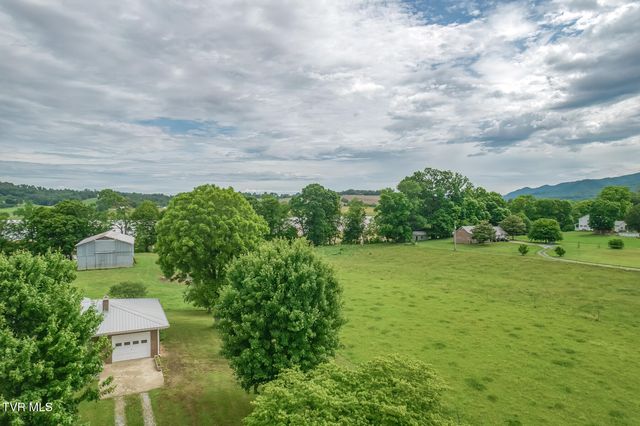 2390 Highway 107, Chuckey, TN 37641