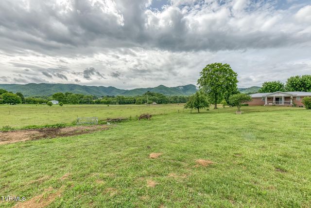 2390 Highway 107, Chuckey, TN 37641