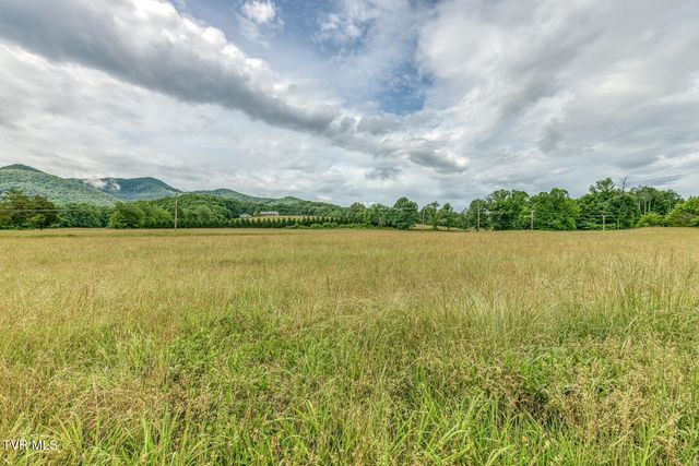 2390 Highway 107, Chuckey, TN 37641