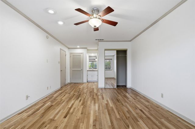 8888 Tallwood DR 2202, Austin, TX 78759