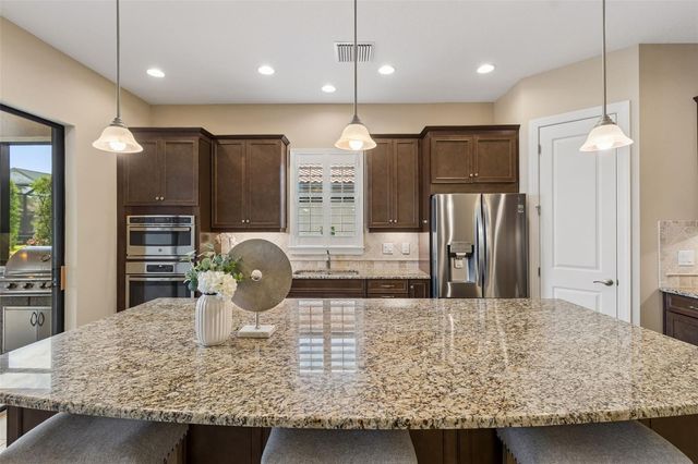 11318 JUGLANS DRIVE, Odessa, FL 33556