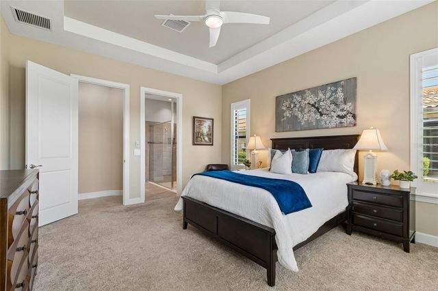 11318 JUGLANS DRIVE, Odessa, FL 33556