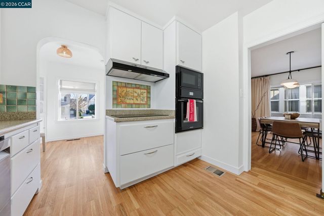 576 Begier Ave, San Leandro, CA 94577