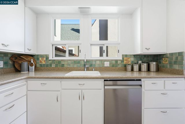 576 Begier Ave, San Leandro, CA 94577