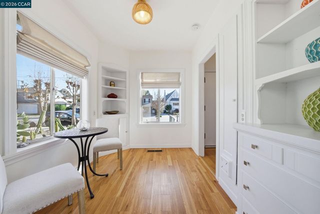 576 Begier Ave, San Leandro, CA 94577