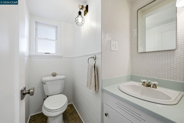 576 Begier Ave, San Leandro, CA 94577