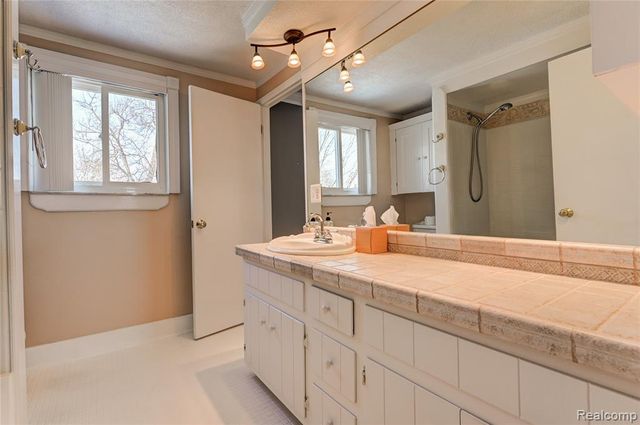 43047 Avon Court, Sterling Heights, MI 48313