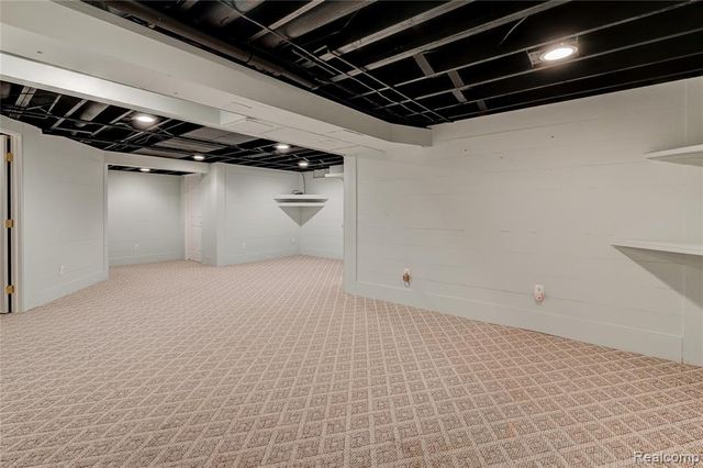 43047 Avon Court, Sterling Heights, MI 48313