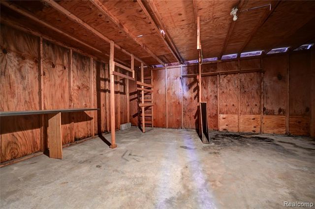 43047 Avon Court, Sterling Heights, MI 48313