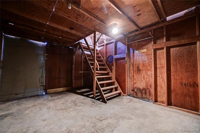 43047 Avon Court, Sterling Heights, MI 48313