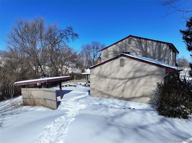 43047 Avon Court, Sterling Heights, MI 48313