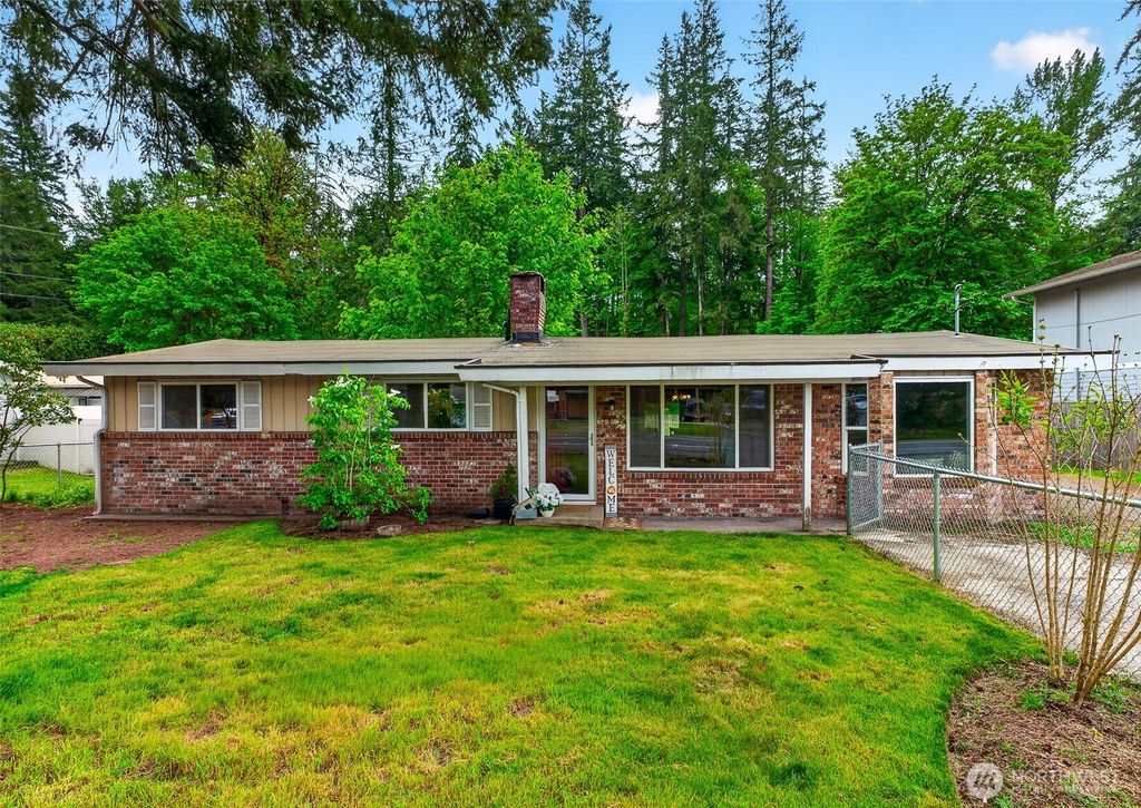 19517 SE Covington Sawyer Road, Kent, WA 98042