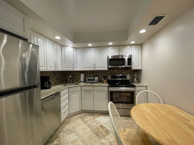 2000 S Ocean Boulevard 10N, Pompano Beach, FL 33062