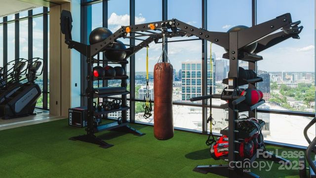 2161 Hawkins Street 3H-P, Charlotte, NC 28203