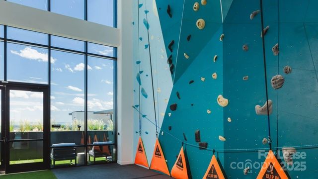 2161 Hawkins Street 3H-P, Charlotte, NC 28203