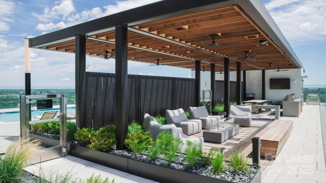 2161 Hawkins Street 3H-P, Charlotte, NC 28203