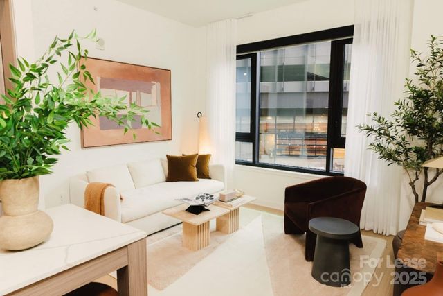 2161 Hawkins Street 3H-P, Charlotte, NC 28203