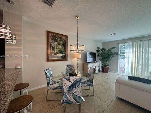 2333 SE 5th St 2333, Pompano Beach, FL 33062