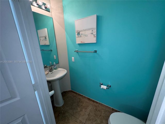 2333 SE 5th St 2333, Pompano Beach, FL 33062