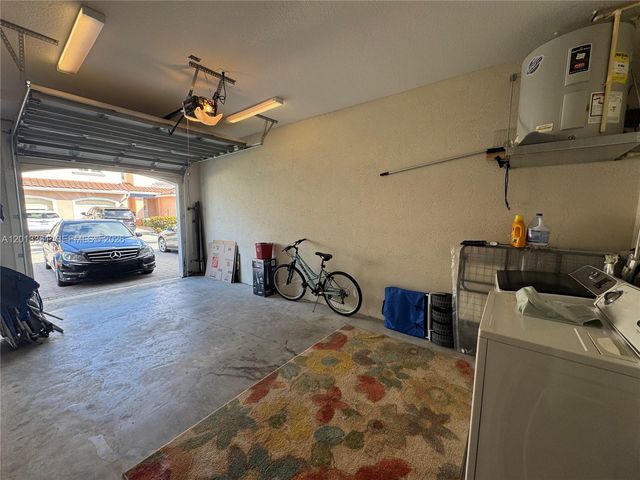 2333 SE 5th St 2333, Pompano Beach, FL 33062