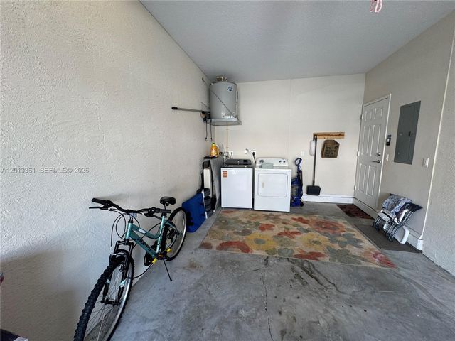 2333 SE 5th St 2333, Pompano Beach, FL 33062