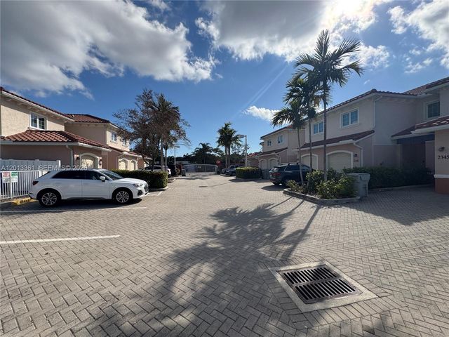 2333 SE 5th St 2333, Pompano Beach, FL 33062