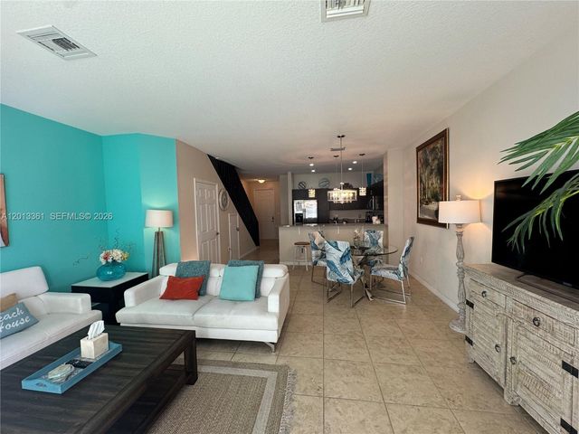 2333 SE 5th St 2333, Pompano Beach, FL 33062