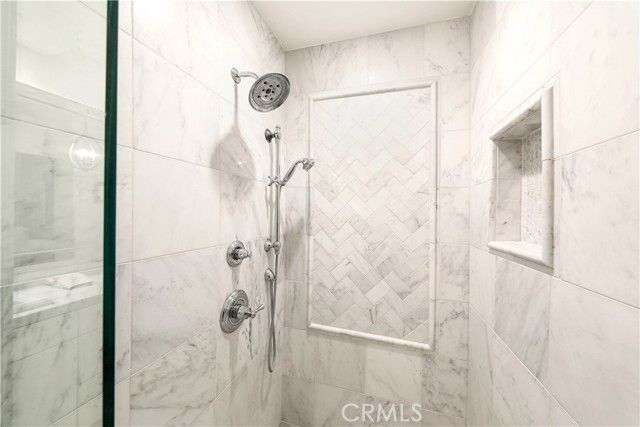 512 Jasmine Avenue, Corona Del Mar (newport Beach), CA 92625