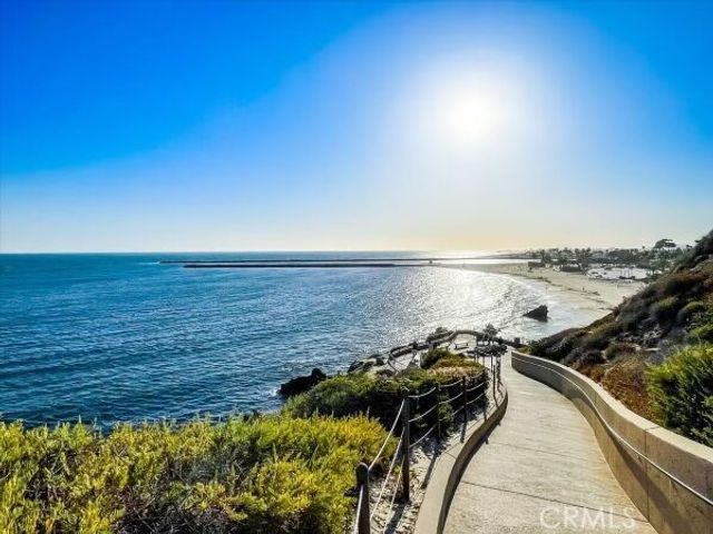 512 Jasmine Avenue, Corona Del Mar (newport Beach), CA 92625