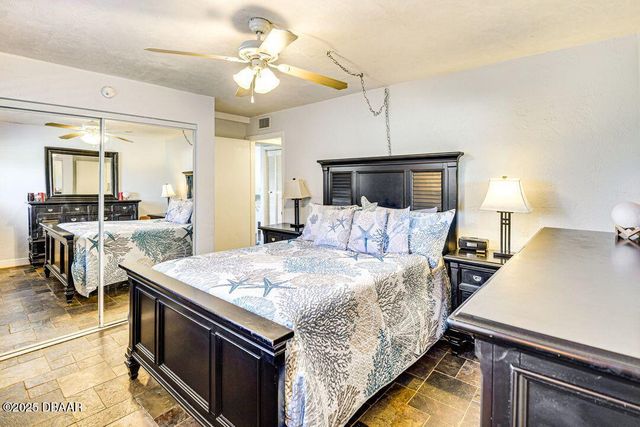 1404 N Atlantic Ave Unit 2, Daytona Beach, FL 32118
