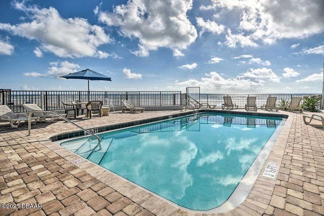 1404 N Atlantic Ave Unit 2, Daytona Beach, FL 32118