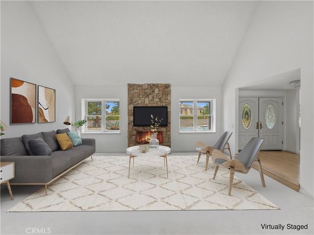 1571 N Santiago Boulevard, Orange, CA 92867