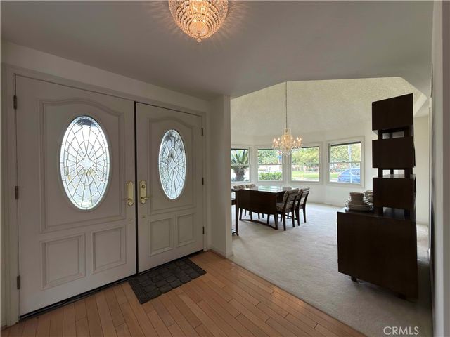 1571 N Santiago Boulevard, Orange, CA 92867