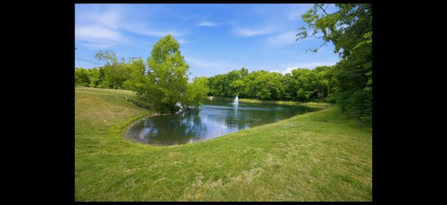 4005 Paperbirch Dr, Smyrna, TN 37167