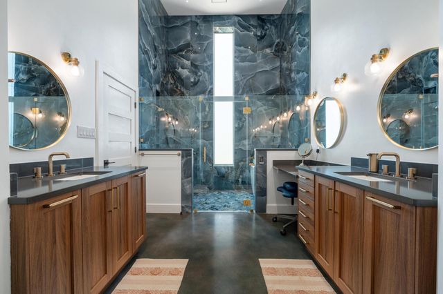 2300 Stagecoach Ranch LOOP B, Dripping Springs, TX 78620