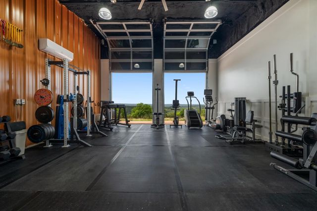 2300 Stagecoach Ranch LOOP B, Dripping Springs, TX 78620