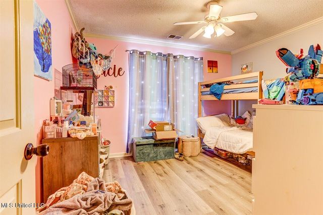 5956 Eagleston Drive, Olive Branch, MS 38654