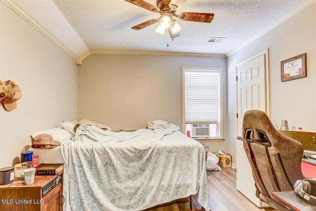 5956 Eagleston Drive, Olive Branch, MS 38654