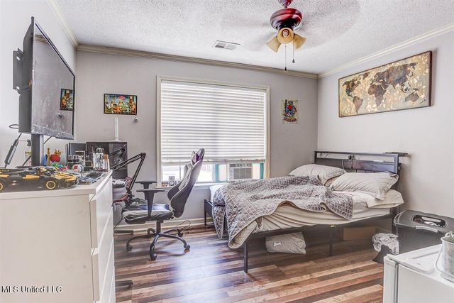 5956 Eagleston Drive, Olive Branch, MS 38654