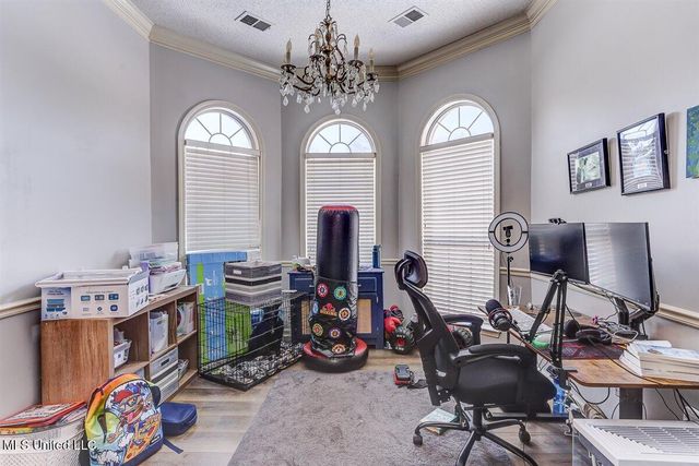 5956 Eagleston Drive, Olive Branch, MS 38654