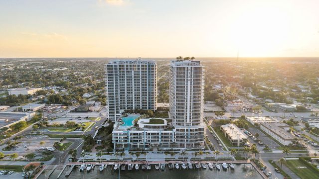 220 Lake Shore Drive 2321, Lake Park, FL 33403