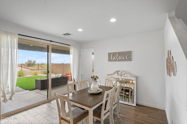 17834 W Thistle Landing Drive, Goodyear, AZ 85338