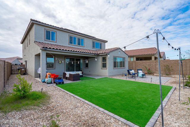 17834 W Thistle Landing Drive, Goodyear, AZ 85338