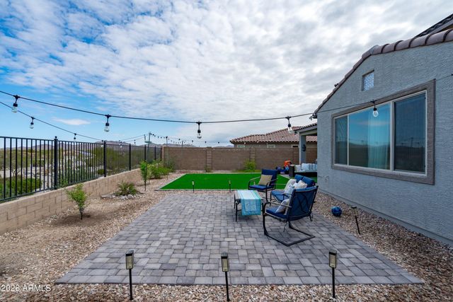 17834 W Thistle Landing Drive, Goodyear, AZ 85338